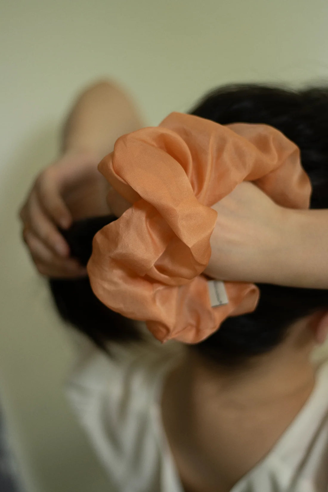 OneColours-madder-root-silk-organza-satin-scrunchie